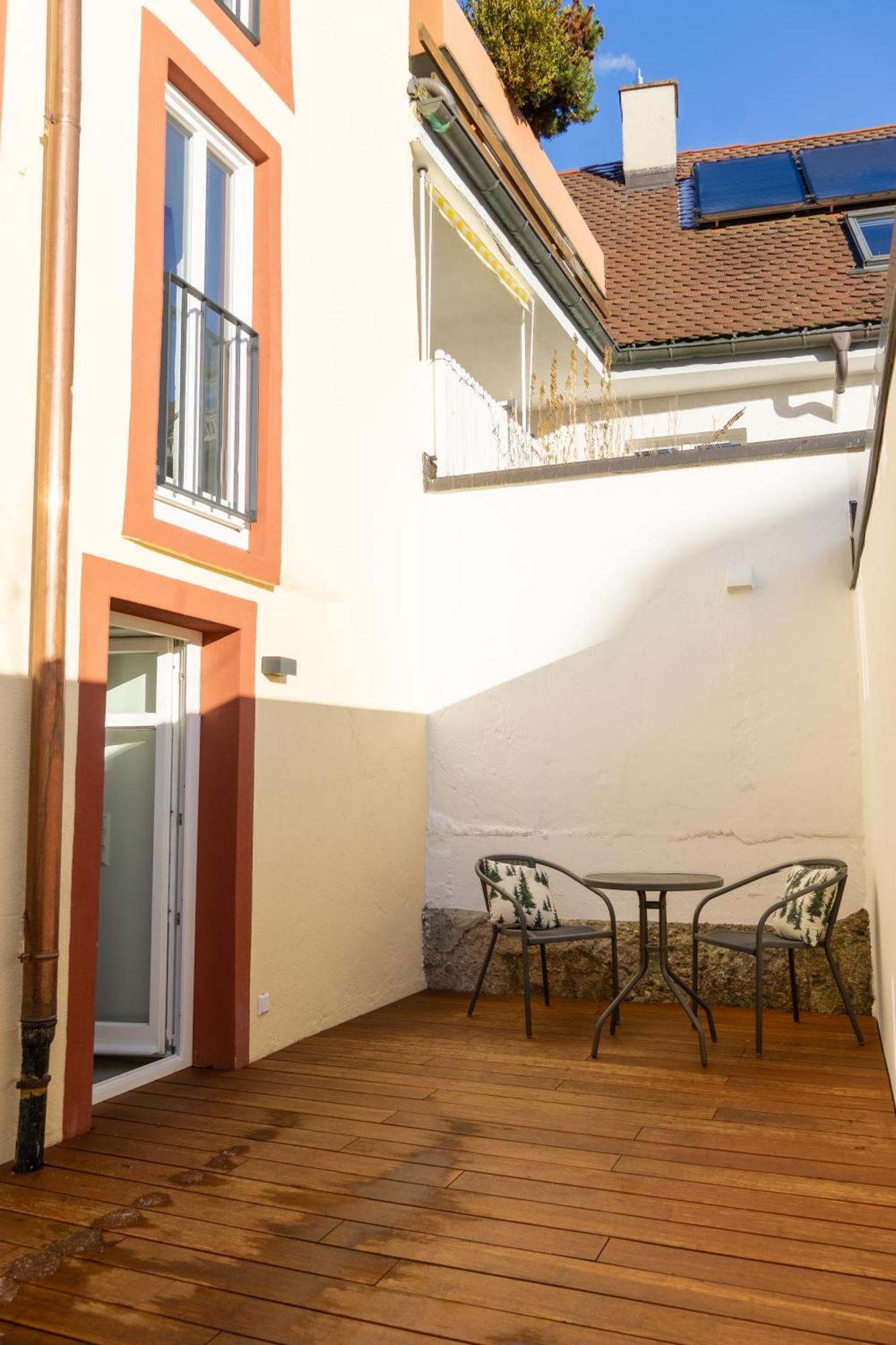 Schwarzwald-Glueck City Eg Mit Terrasse Villingen-Schwenningen Luaran gambar